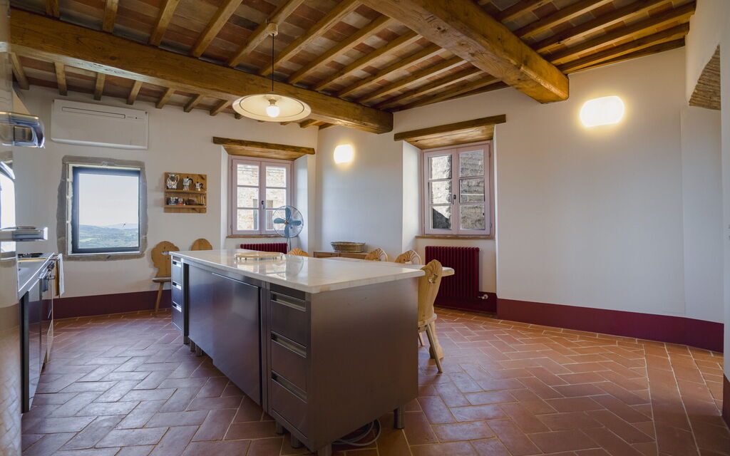 Mensano Old Town Apartment: Autumn, Kitchen, Spring, Summer