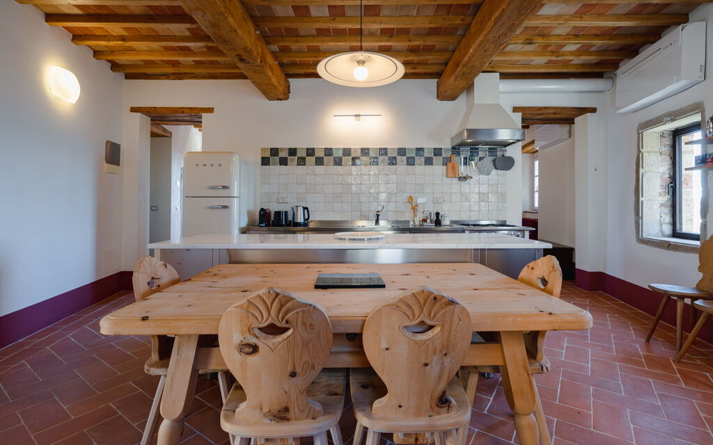 Mensano Old Town Apartment: Autumn, Kitchen, Spring, Summer