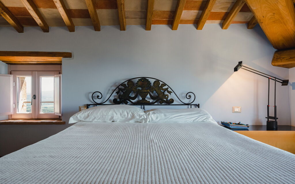 Mensano Old Town Apartment: Autumn, Bedroom, Spring, Summer