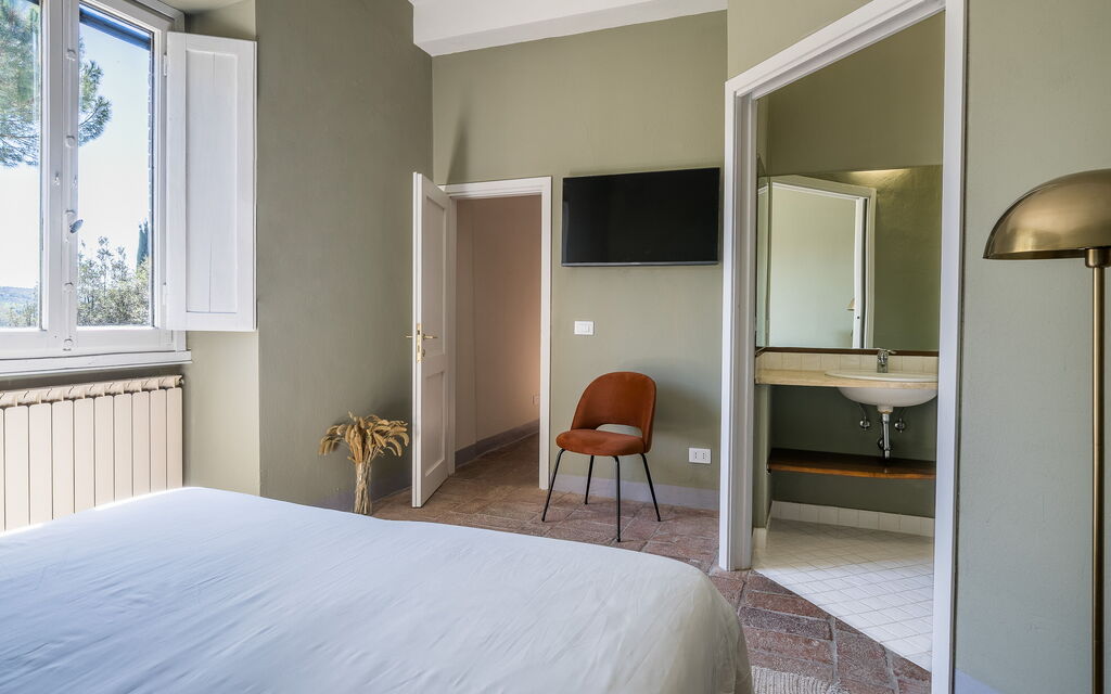 Relais Badia a Passignano - : Autunno, Camera da letto, Estate, Primavera