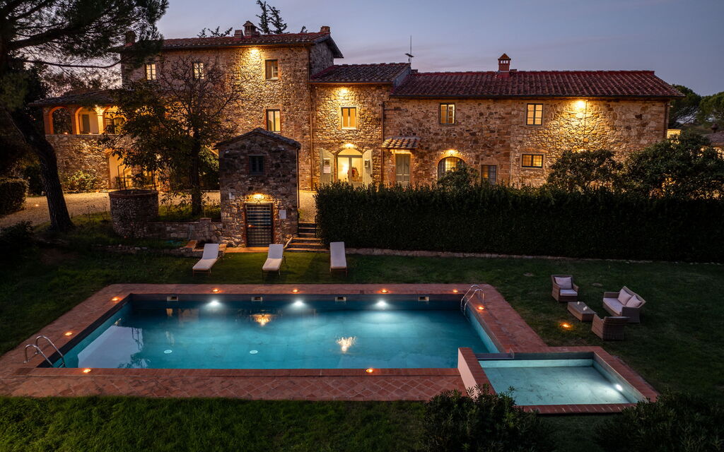 Relais Badia a Passignano: Autunno, Estate, Piscina, Primavera