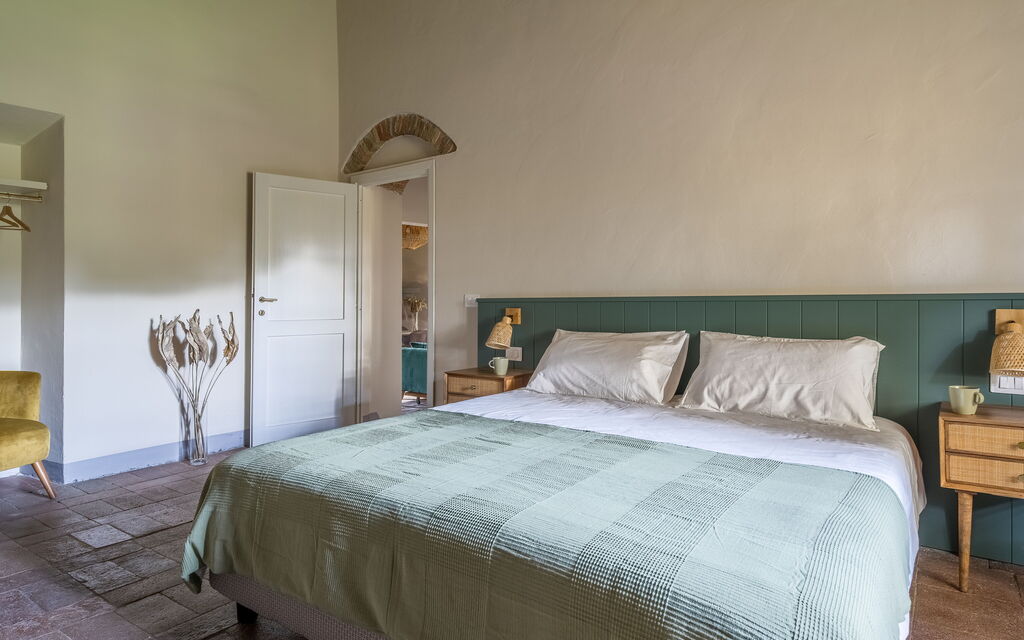 Relais Badia a Passignano - : Autumn, Bedroom, Spring, Summer