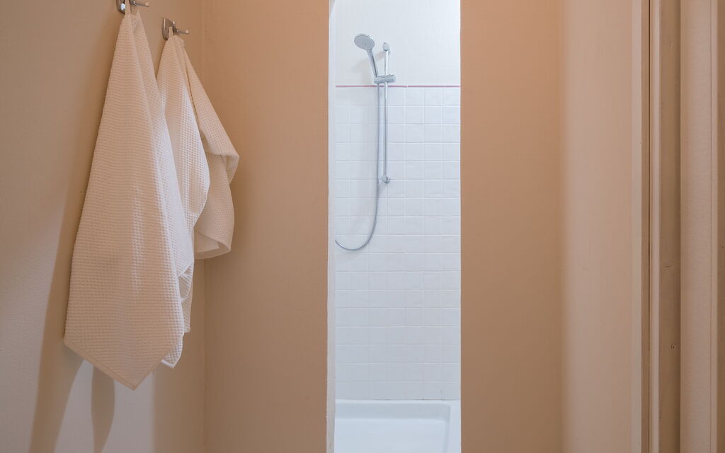 Relais Badia a Passignano - : Autumn, Bathroom, Spring, Summer