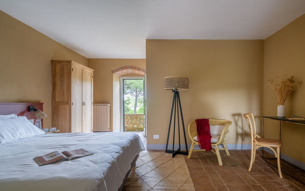 Relais Badia a Passignano - : Autumn, Bedroom, Spring, Summer