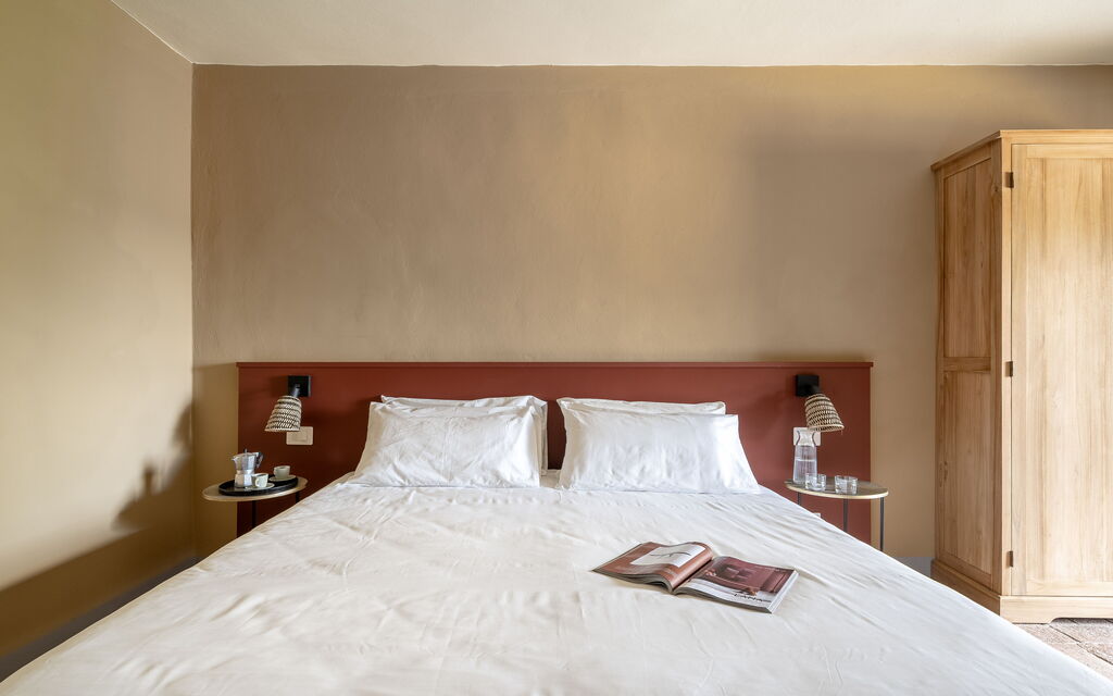 Relais Badia a Passignano - : Autumn, Bedroom, Spring, Summer