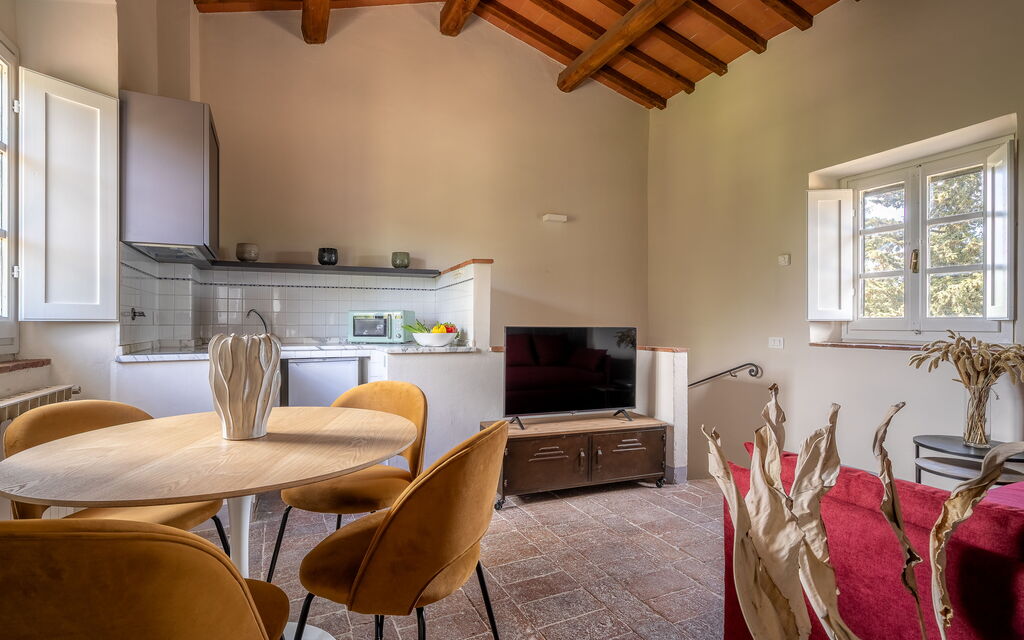 Relais Badia a Passignano - : Autumn, Kitchen, Living Room, Spring, Summer
