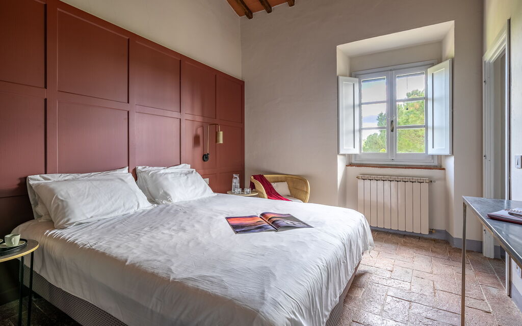 Relais Badia a Passignano - : Autumn, Bedroom, Spring, Summer