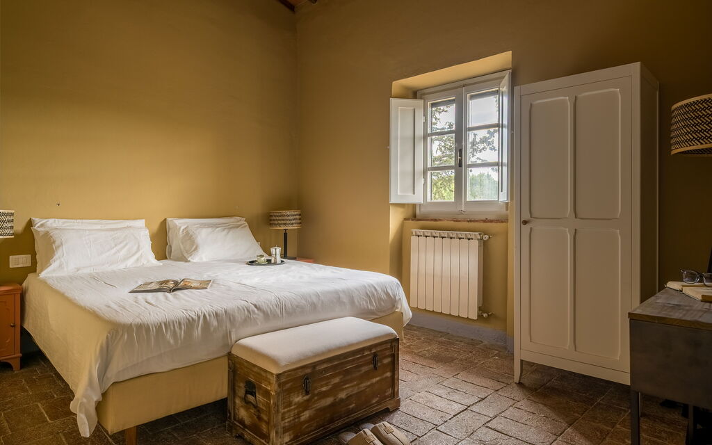Relais Badia a Passignano - : Autumn, Bedroom, Spring, Summer