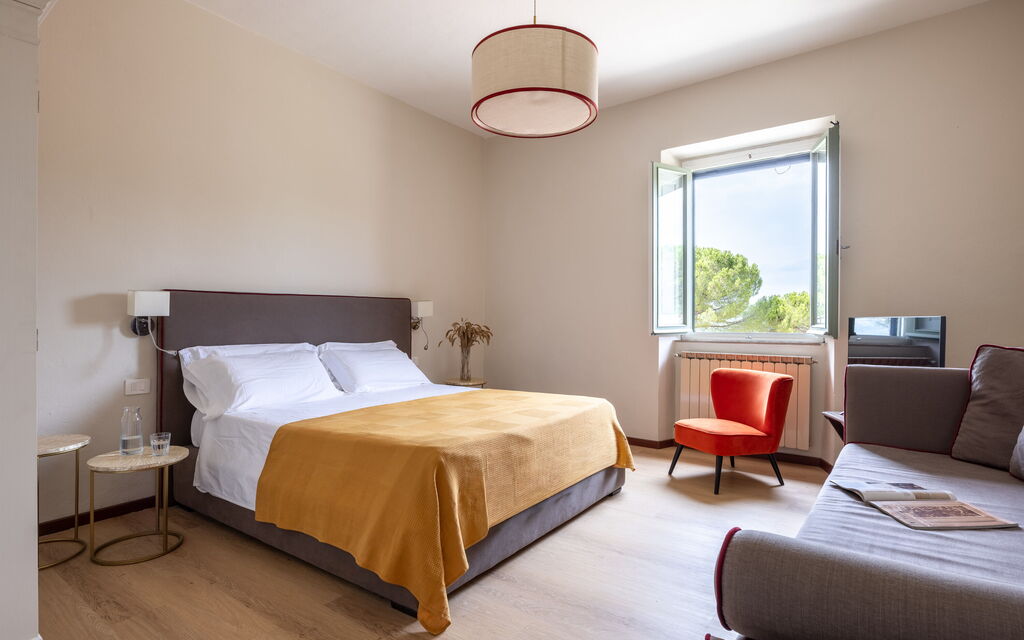 Relais Badia a Passignano - : Autunno, Camera da letto, Estate, Primavera