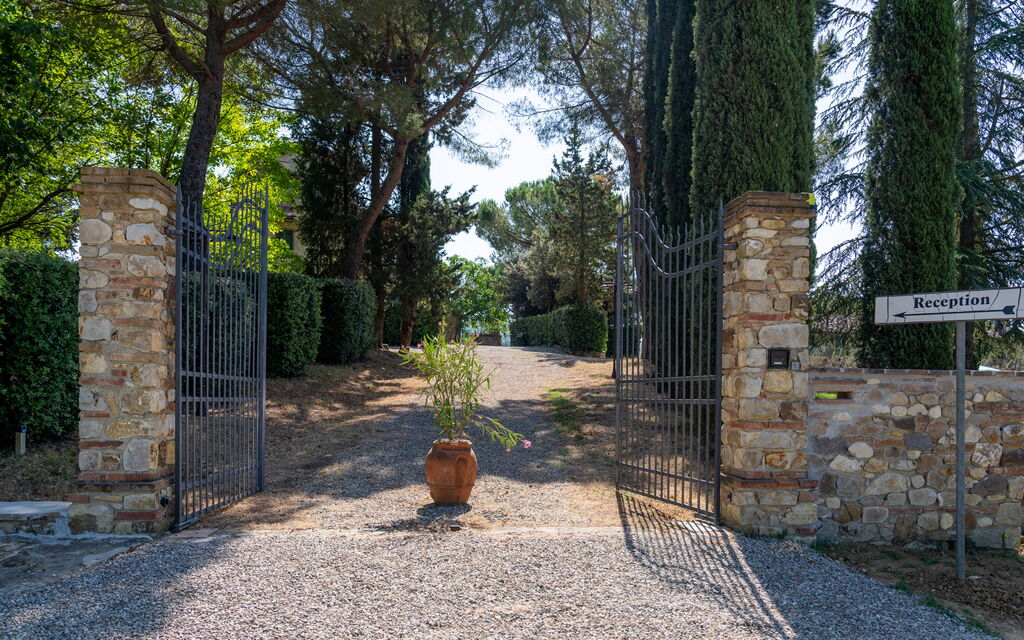 Relais Badia a Passignano: Autunno, Estate, Primavera