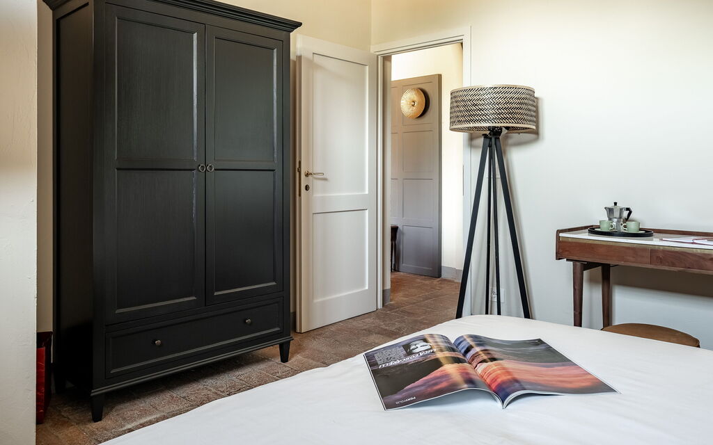 Relais Badia a Passignano - : Autunno, Camera da letto, Estate, Primavera