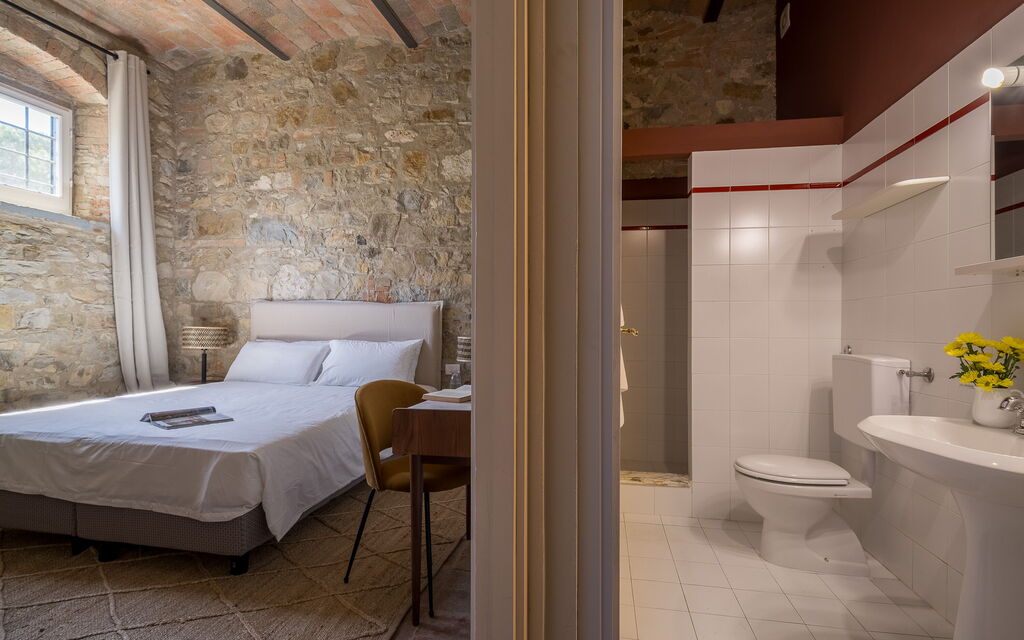 Relais Badia a Passignano - : Autumn, Bathroom, Bedroom, Spring, Summer