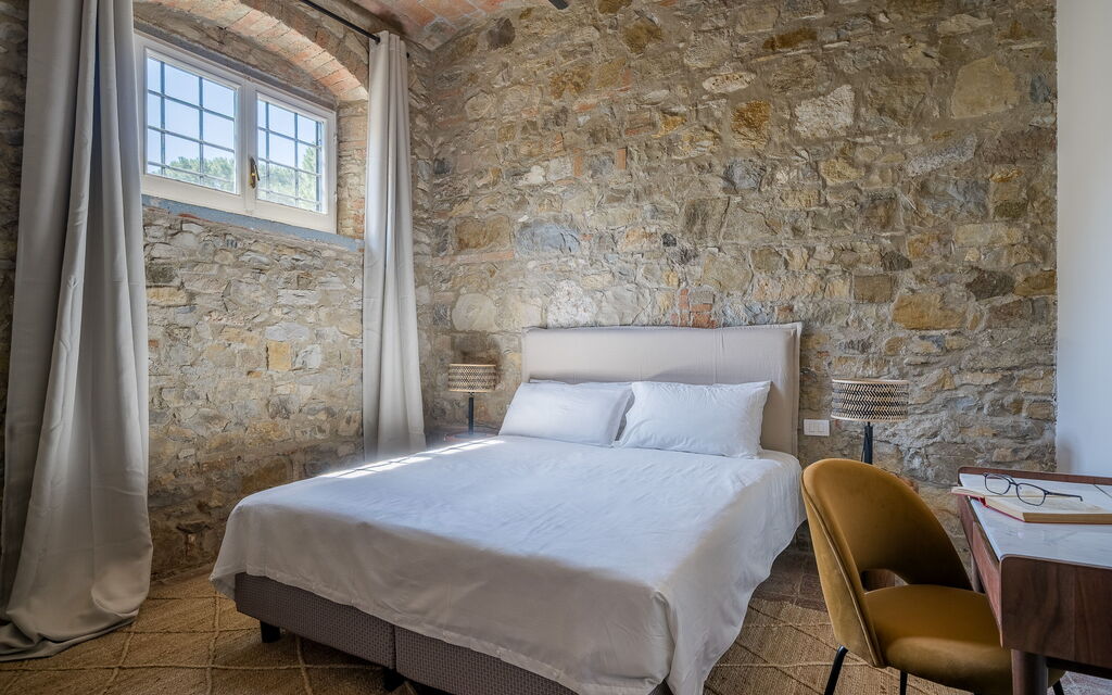 Relais Badia a Passignano - : Autumn, Bedroom, Spring, Summer