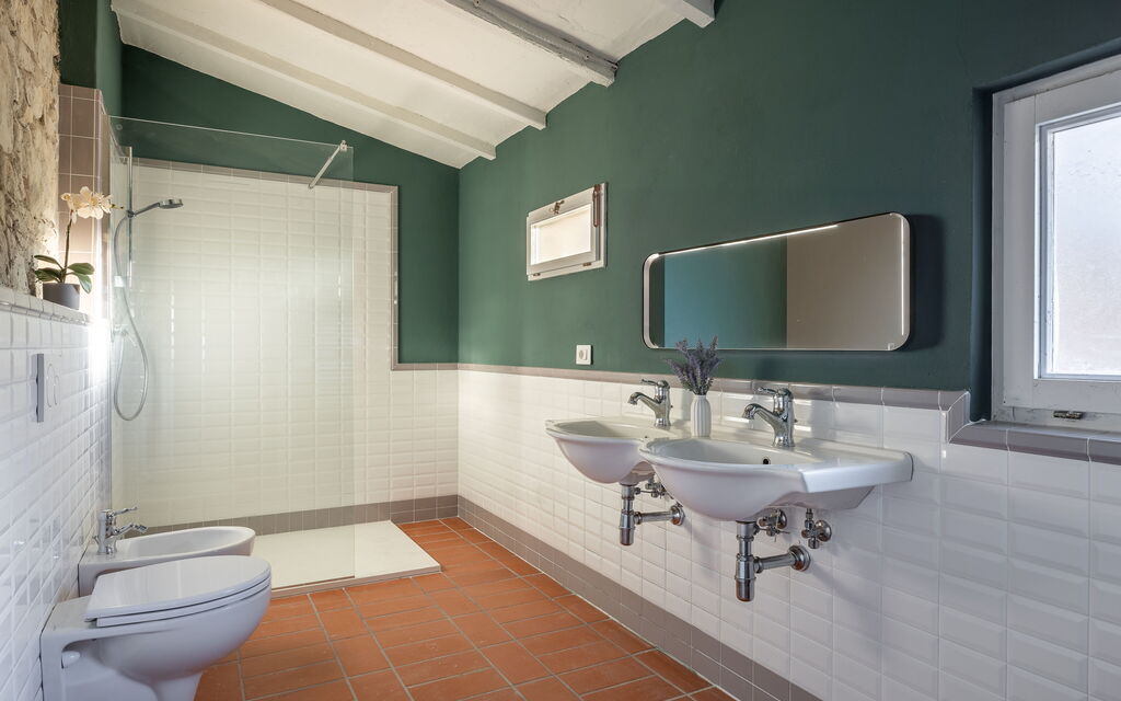 Relais Badia a Passignano - : Autumn, Bathroom, Spring, Summer