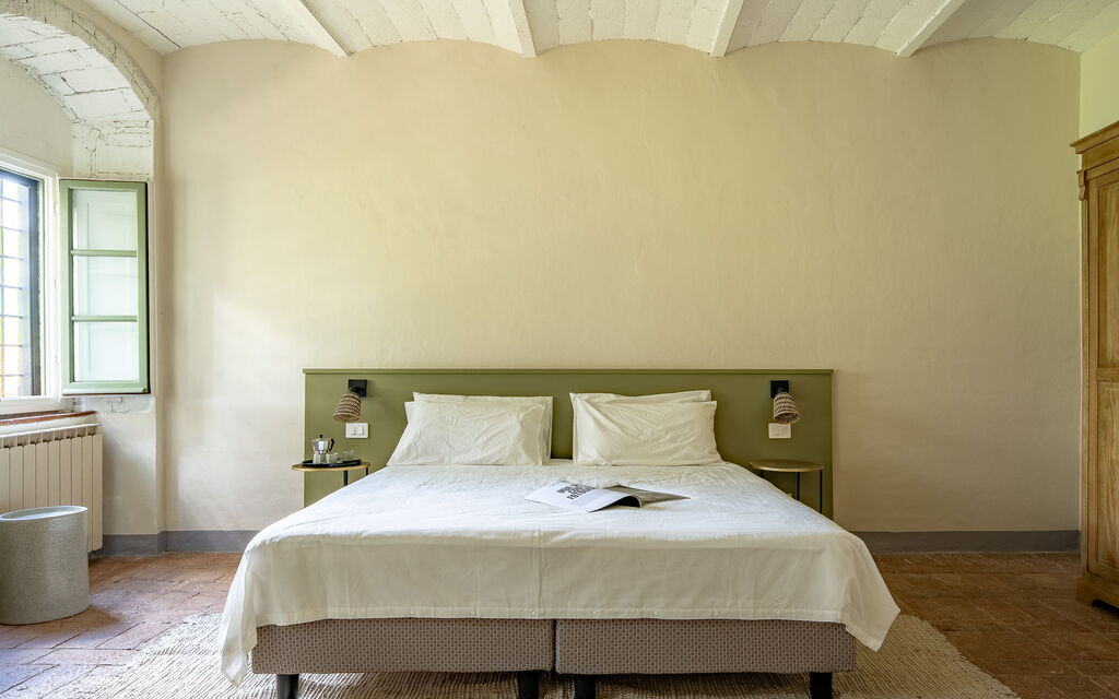Relais Badia a Passignano - : Autumn, Bedroom, Spring, Summer