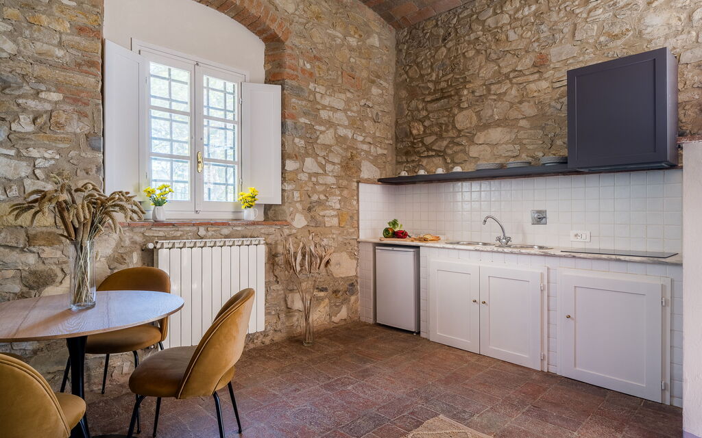 Relais Badia a Passignano - : Autumn, Kitchen, Living Room, Spring, Summer