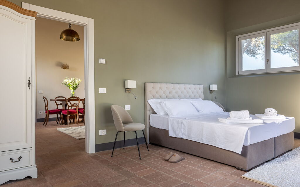 Relais Badia a Passignano - : Autumn, Bedroom, Spring, Summer