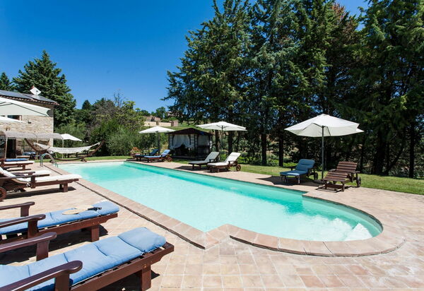 Podere Calderuccio La Pineta: Autumn, Pool, Spring, Summer