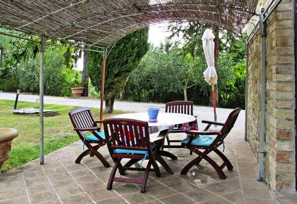 Podere Calderuccio La Pineta: Autumn, Spring, Summer