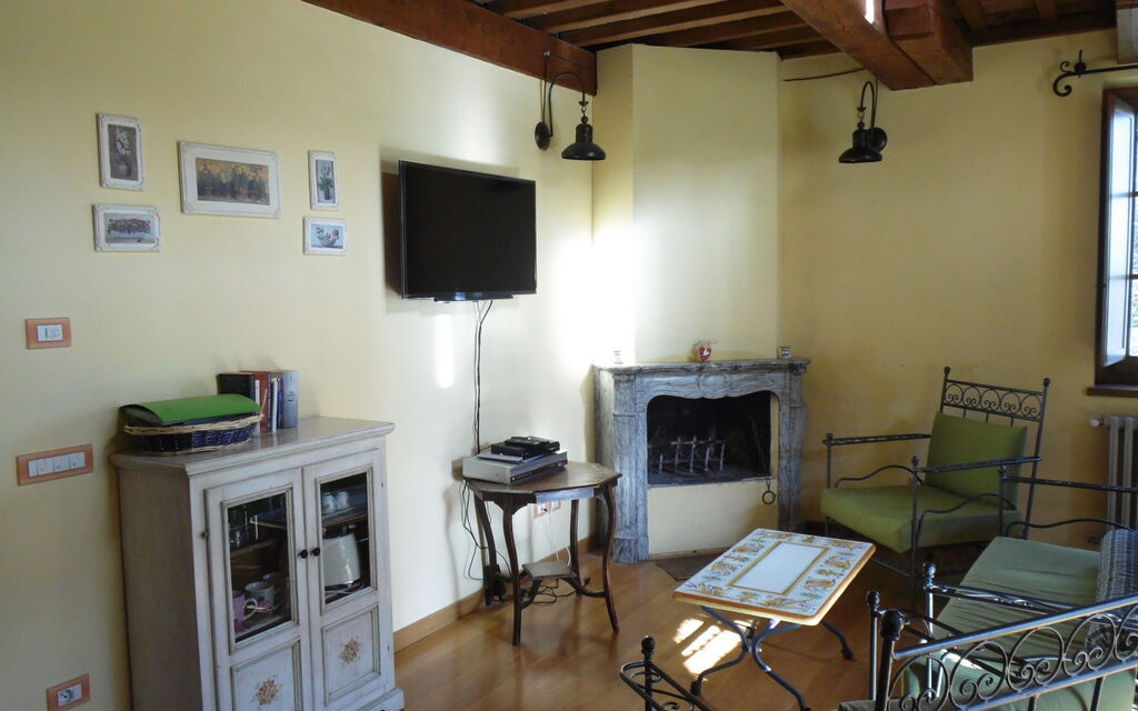 Podere Calderuccio La Pineta: Autumn, Living Room, Spring, Summer