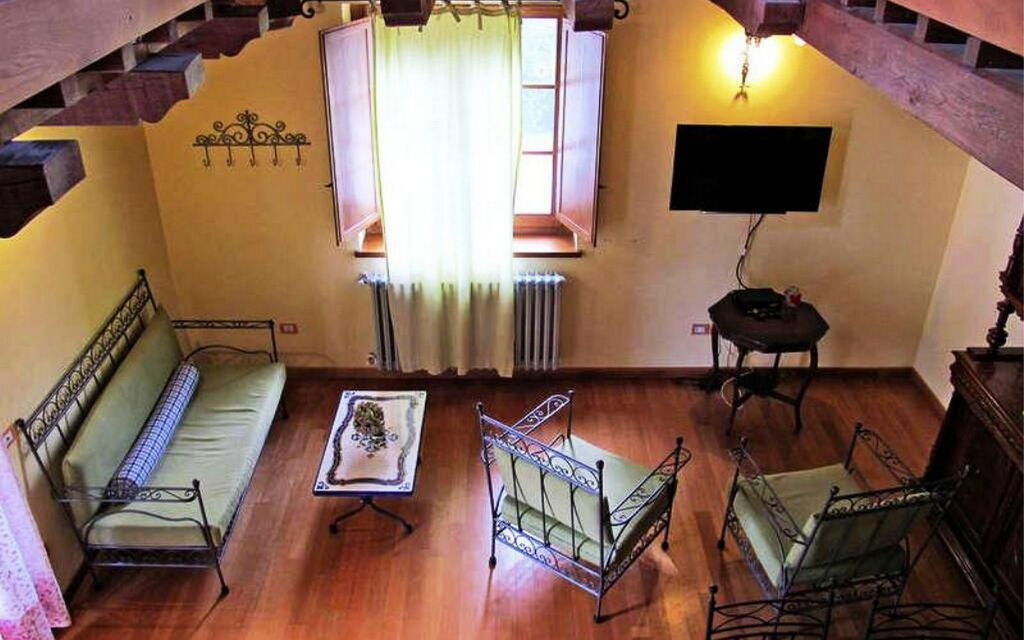 Podere Calderuccio La Pineta: Autumn, Living Room, Spring, Summer