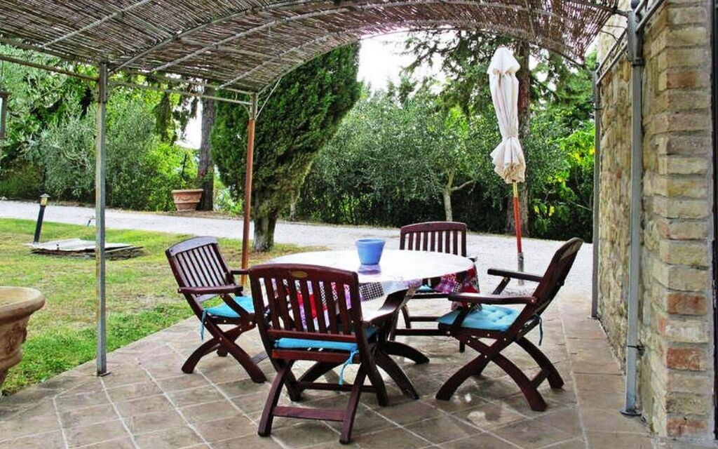 Podere Calderuccio La Pineta: Autumn, Spring, Summer