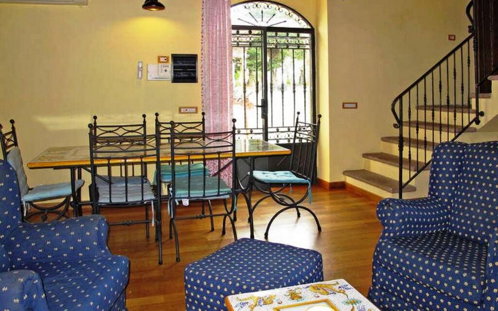 Podere Calderuccio La Pineta: Autumn, Living Room, Spring, Summer