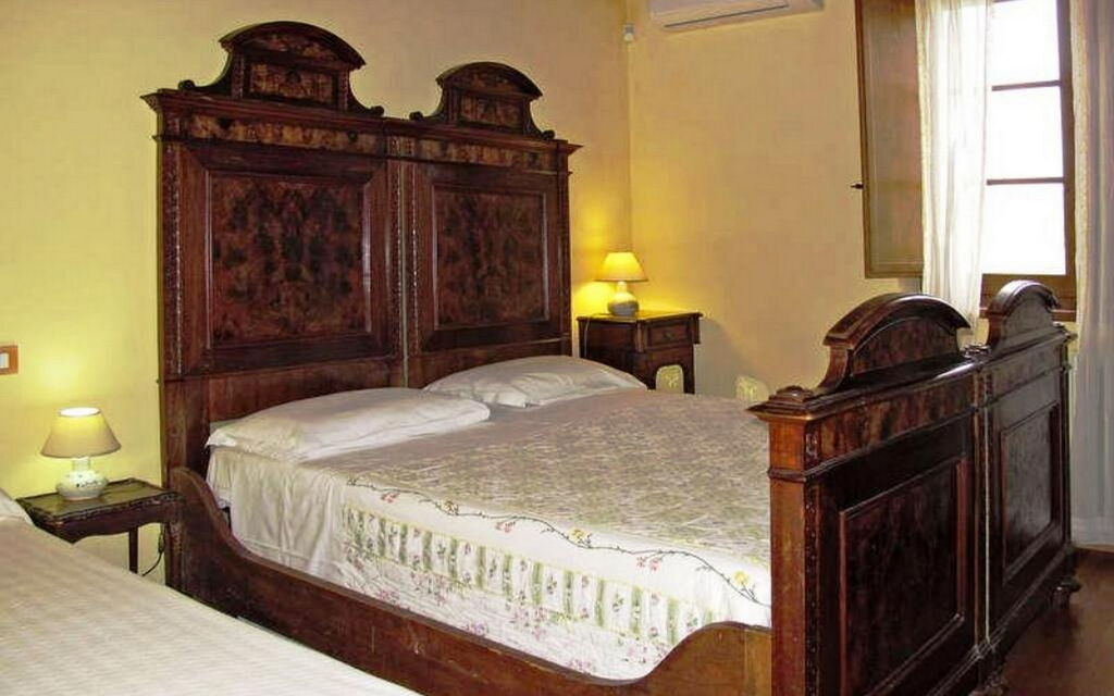 Podere Calderuccio La Pineta: Autumn, Bedroom, Spring, Summer