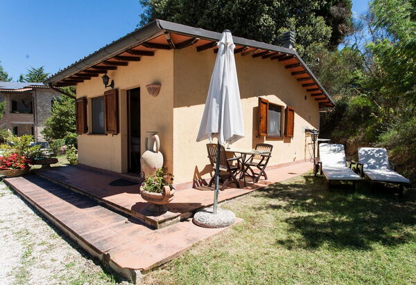 Dependace La Pineta, Ac, Wifi, Perugia: Autunno, Entrata Principale, Estate, Primavera