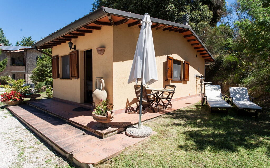 Dependace La Pineta, Ac, Wifi, Perugia: Autunno, Entrata Principale, Estate, Primavera