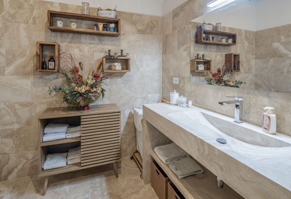 Villetta Cafaggio, Ac, Wifi, Panzano In Chianti: Autumn, Bathroom, Spring, Summer