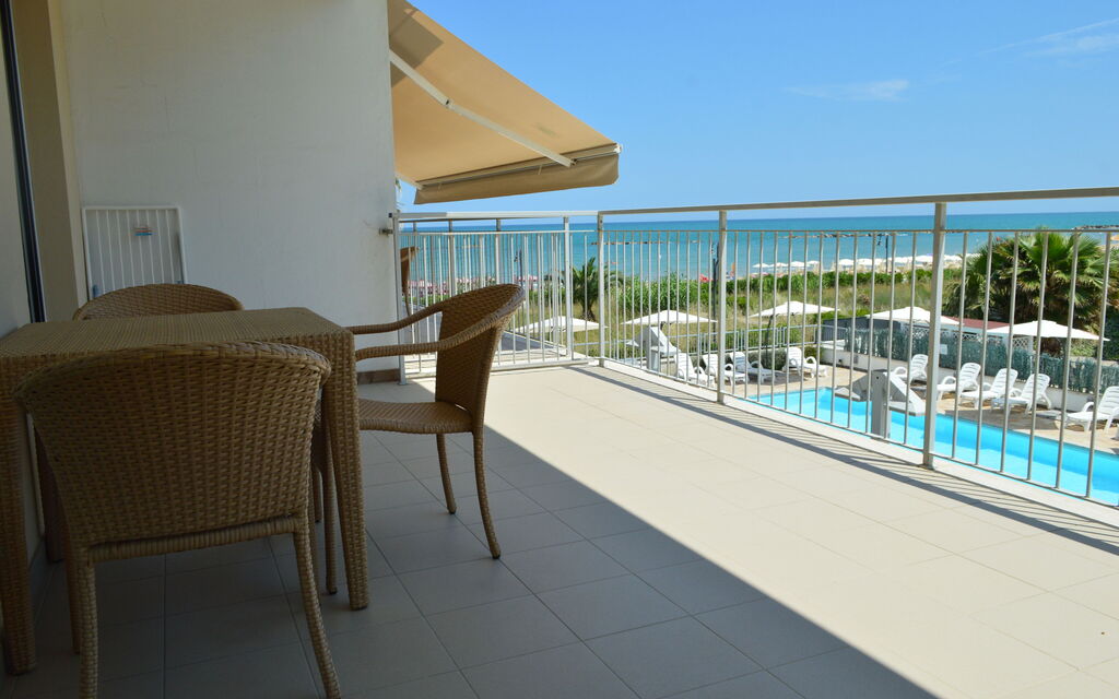 Residence Roseto, Pool, Seaview, Abruzzo: Autunno, Balcone / Terrazza / Patio, Estate, Primavera