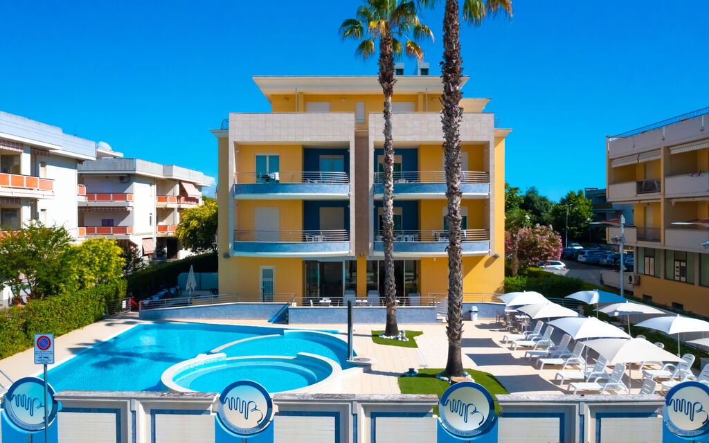Residence Villarosa Pool And Beach: Autumn, Building Exterior, Main Entrance, Pool, Spring, Summer