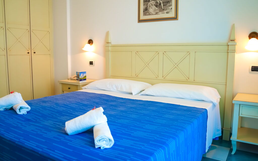 Residence Villarosa Pool And Beach - : Autunno, Camera da letto, Estate, Primavera