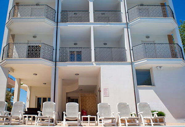 Tortoreto Apartment Close To The Sea, Ac,wi -fi: Autunno, Entrata Principale, Estate, Esterni, Primavera