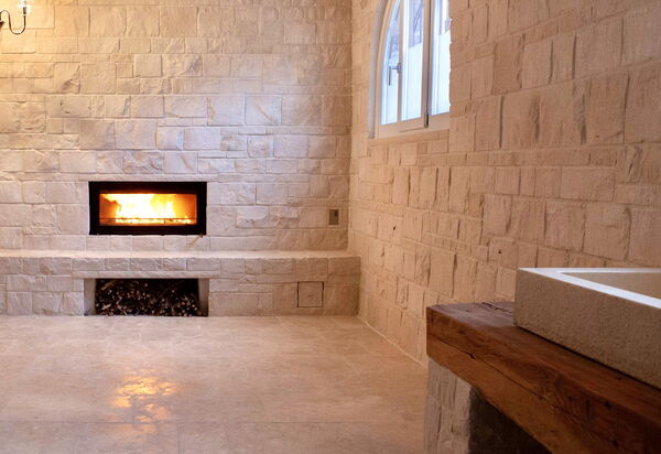 Design Loft, Romantic Retreat, Feltre: Autumn, Living Room, Spring, Summer