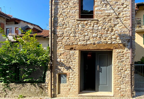 Design Loft, Romantic Retreat, Feltre: Autumn, Main Entrance, Spring, Summer