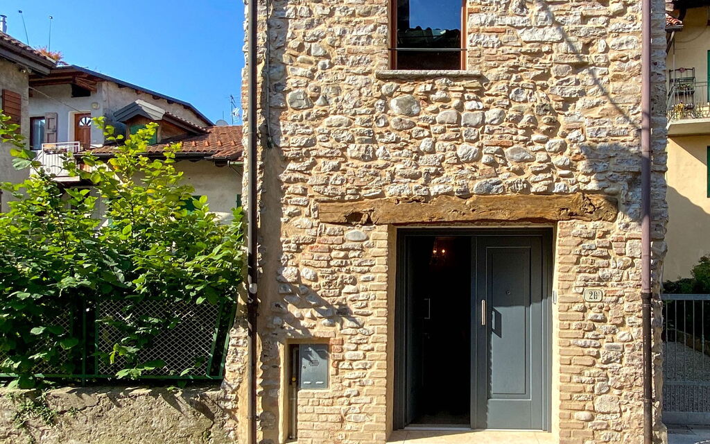 Design Loft, Romantic Retreat, Feltre: Autunno, Entrata Principale, Estate, Primavera