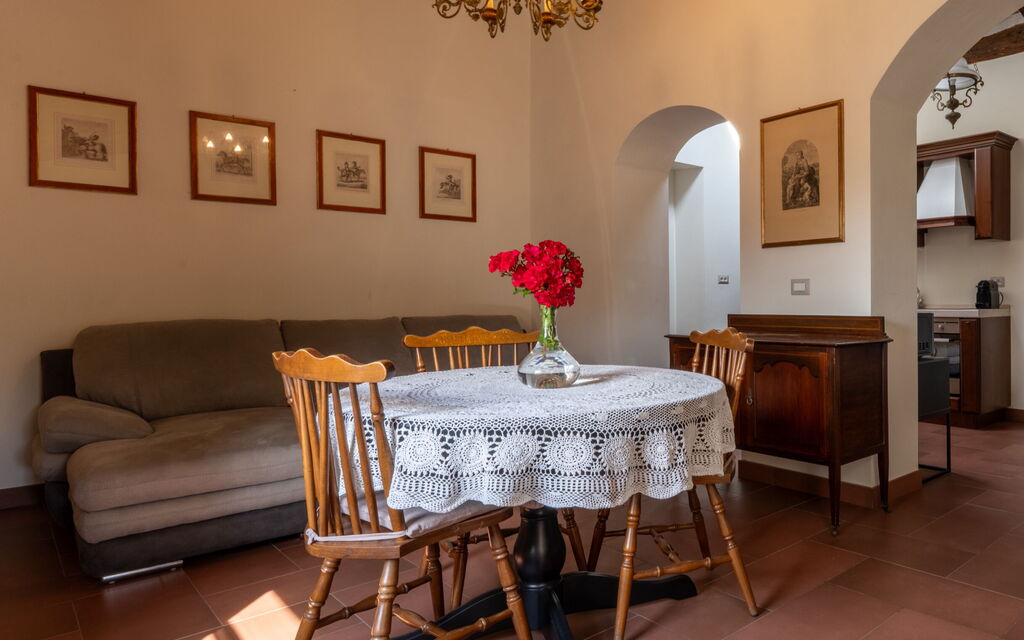 Tenuta i Mandorli, Pool, Wifi, Peccioli - : Autumn, Dining Room, Living Room, Spring, Summer