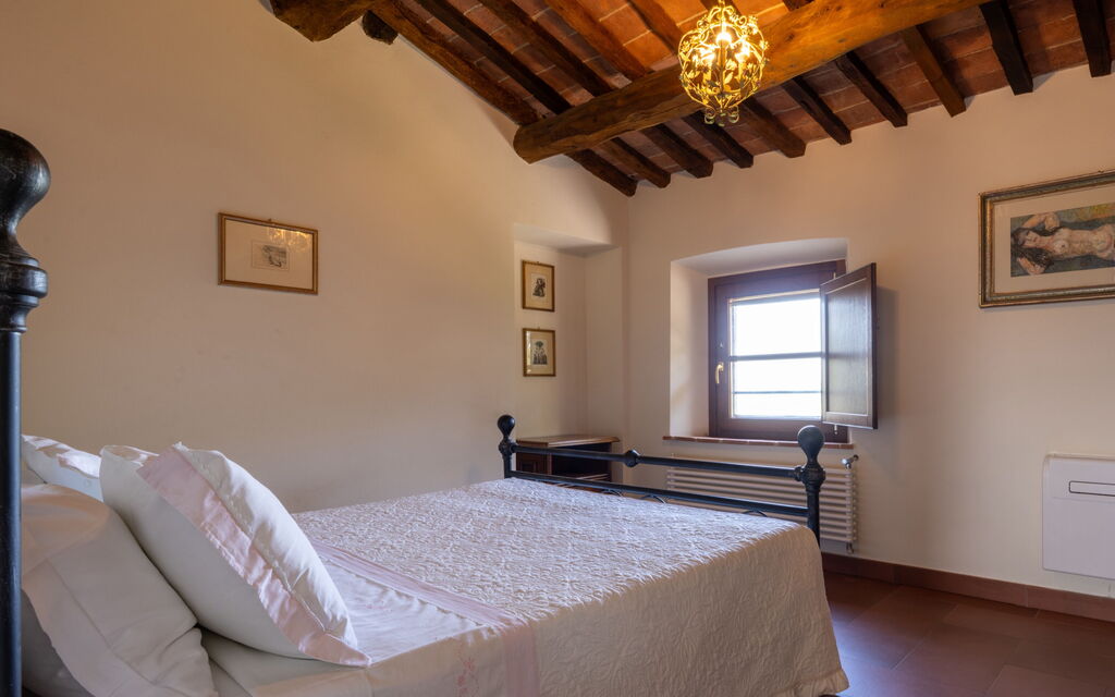 Tenuta i Mandorli, Pool, Wifi, Peccioli - : Autumn, Bedroom, Spring, Summer
