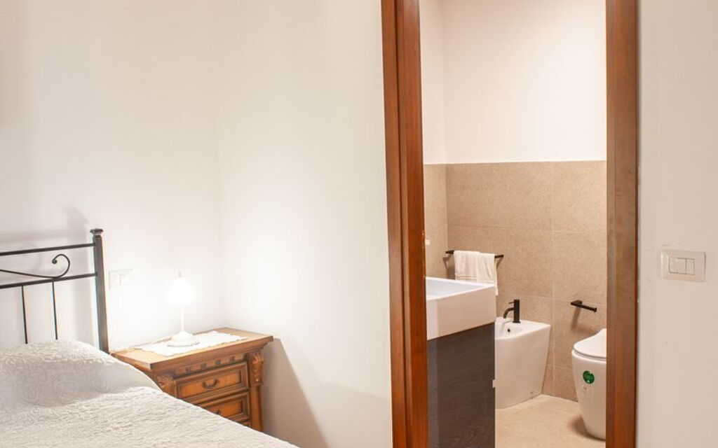 Tenuta i Mandorli, Pool, Wifi, Peccioli - : Autumn, Bedroom, Spring, Summer