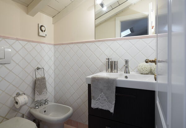 Villa Forte Dei Marmi, Pool & Garden: Autumn, Bathroom, Spring, Summer