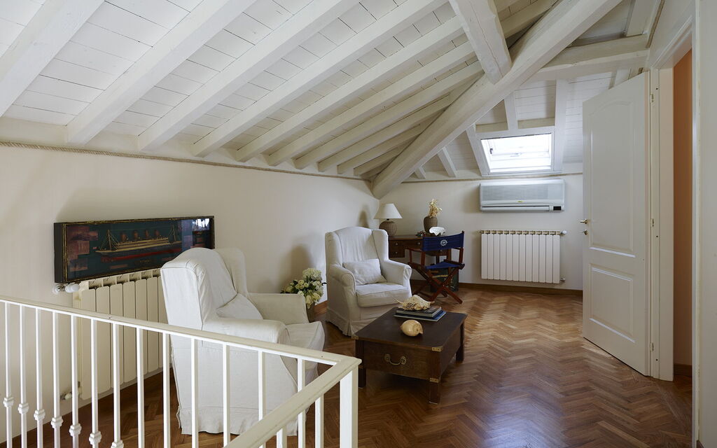 Villa Forte Dei Marmi, Pool & Garden: Autumn, Room Detail, Spring, Summer