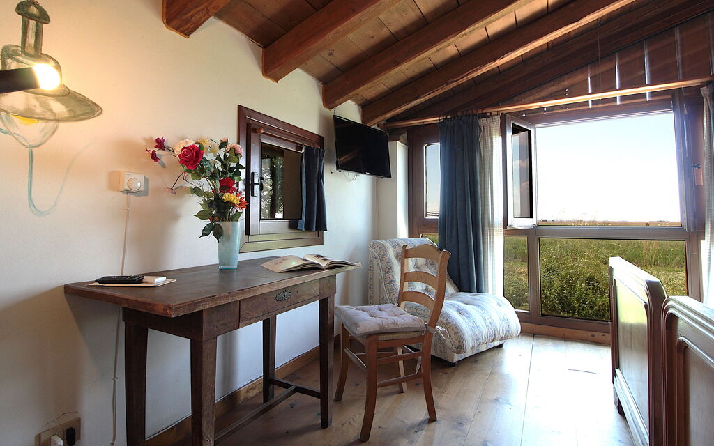 Venice Photobirding, Nature And Culture: Autumn, Room Detail, Spring, Summer