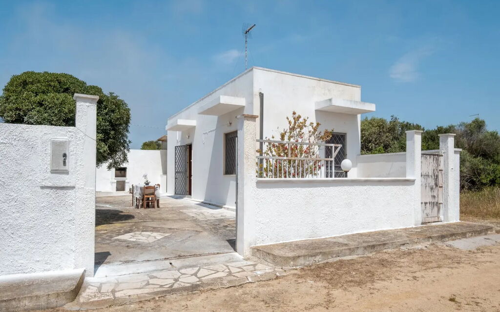 Villetta Serena, Porto Cesareo: Autumn, Main Entrance, Spring, Summer