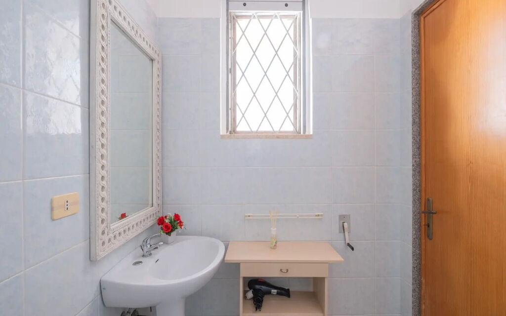 Villetta Serena, Porto Cesareo: Autumn, Bathroom, Spring, Summer