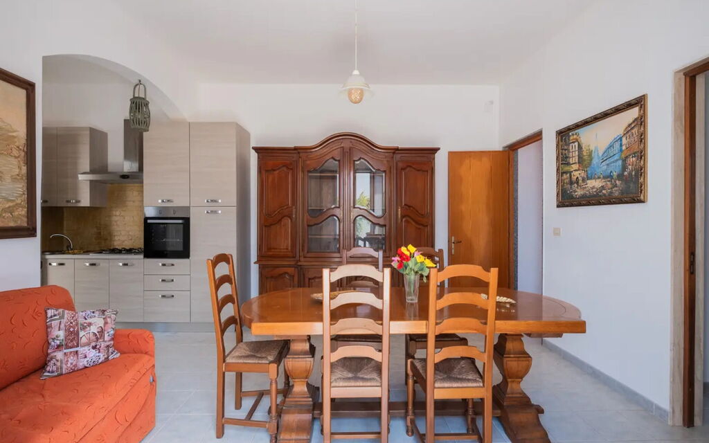 Villetta Serena, Porto Cesareo: Autumn, Kitchen, Living Room, Spring, Summer