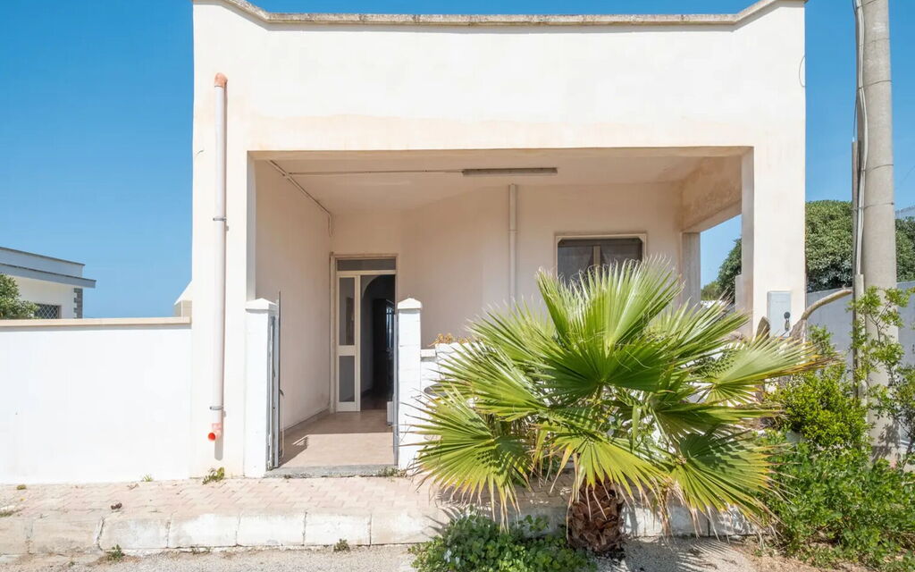 Villetta Sirena, Porto Cesareo: Autumn, Main Entrance, Spring, Summer