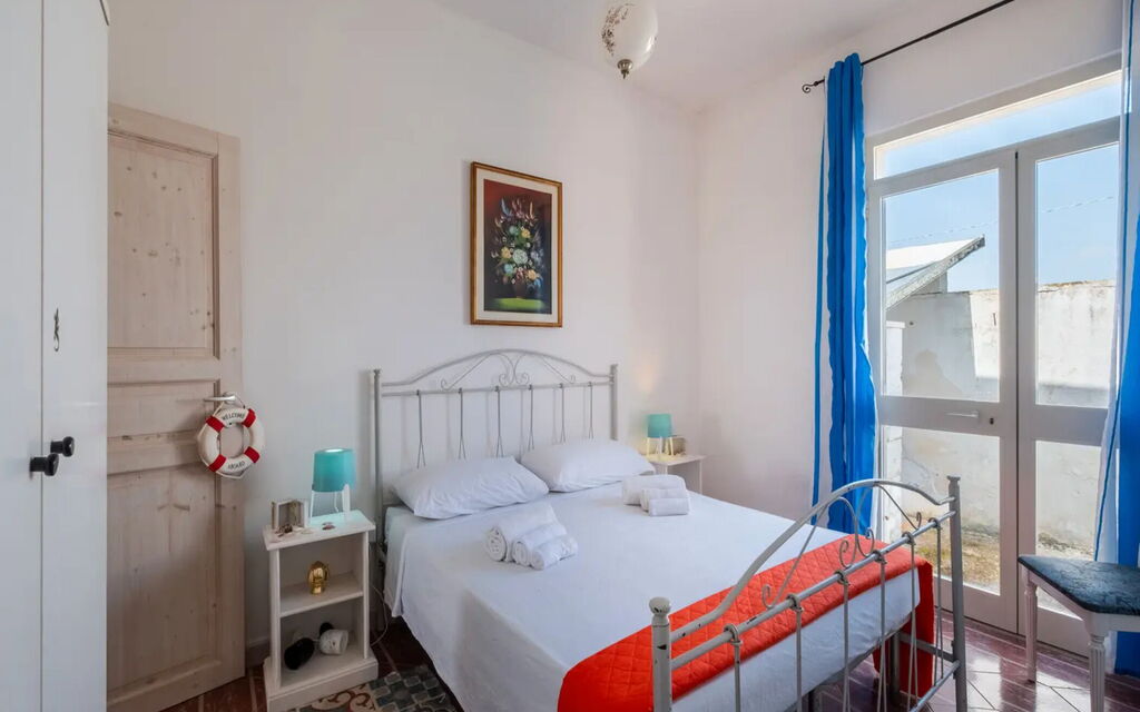 Villetta Sirena, Porto Cesareo: Autumn, Bedroom, Spring, Summer