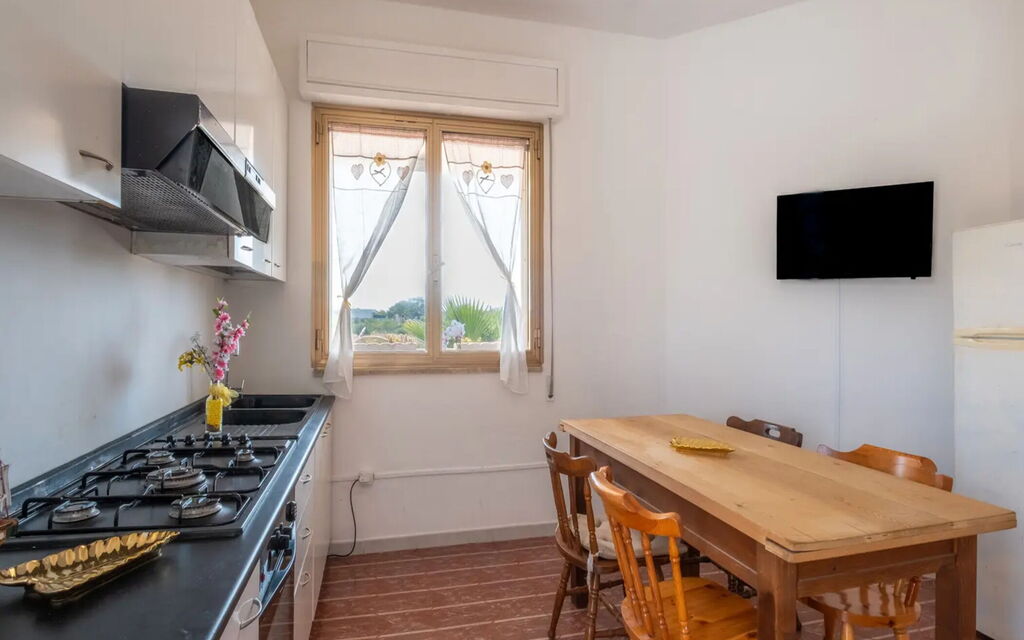 Villetta Sirena, Porto Cesareo: Autumn, Kitchen, Living Room, Spring, Summer